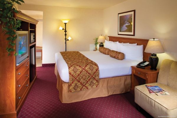 Hotel Red Feather Lodge (Grand Canyon Village)
